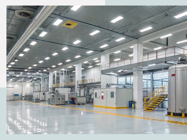 Освещение ангаров в Омске от 622 руб. - Эффективные решения